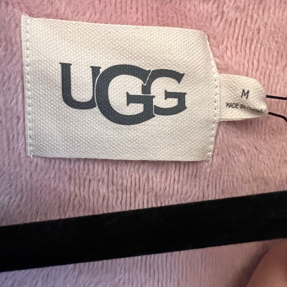 UGG Pink Robe - Picture 3 of 8